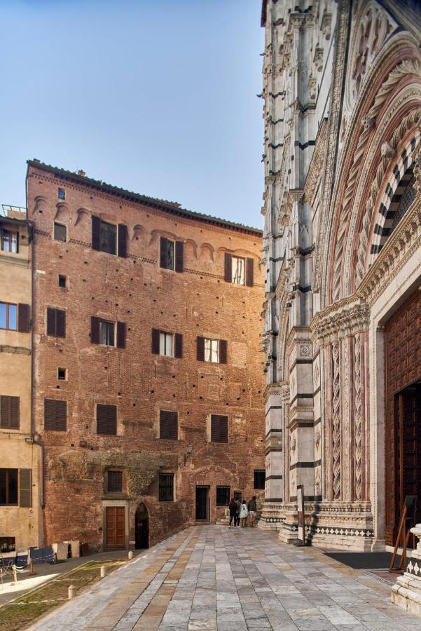 Palazzo Del Magnifico B&B Siena Kültér fotó
